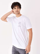 Camiseta branca Kite Flowers da Greenish, estampada com flores, estilo casual e moderno.