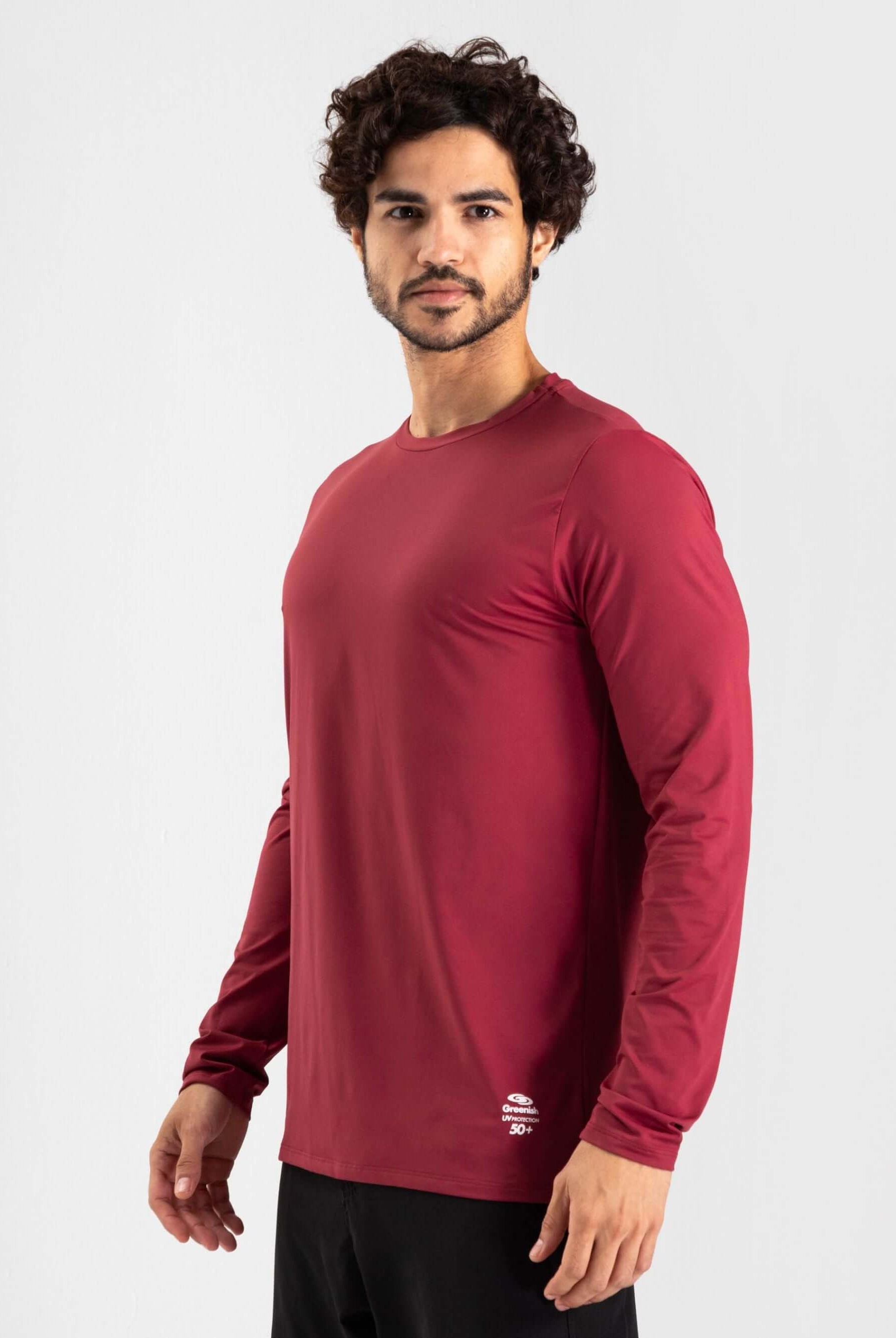 Camisa UV Manga Longa Basic Bordo da Greenish, ideal para proteção solar em atividades ao ar livre.