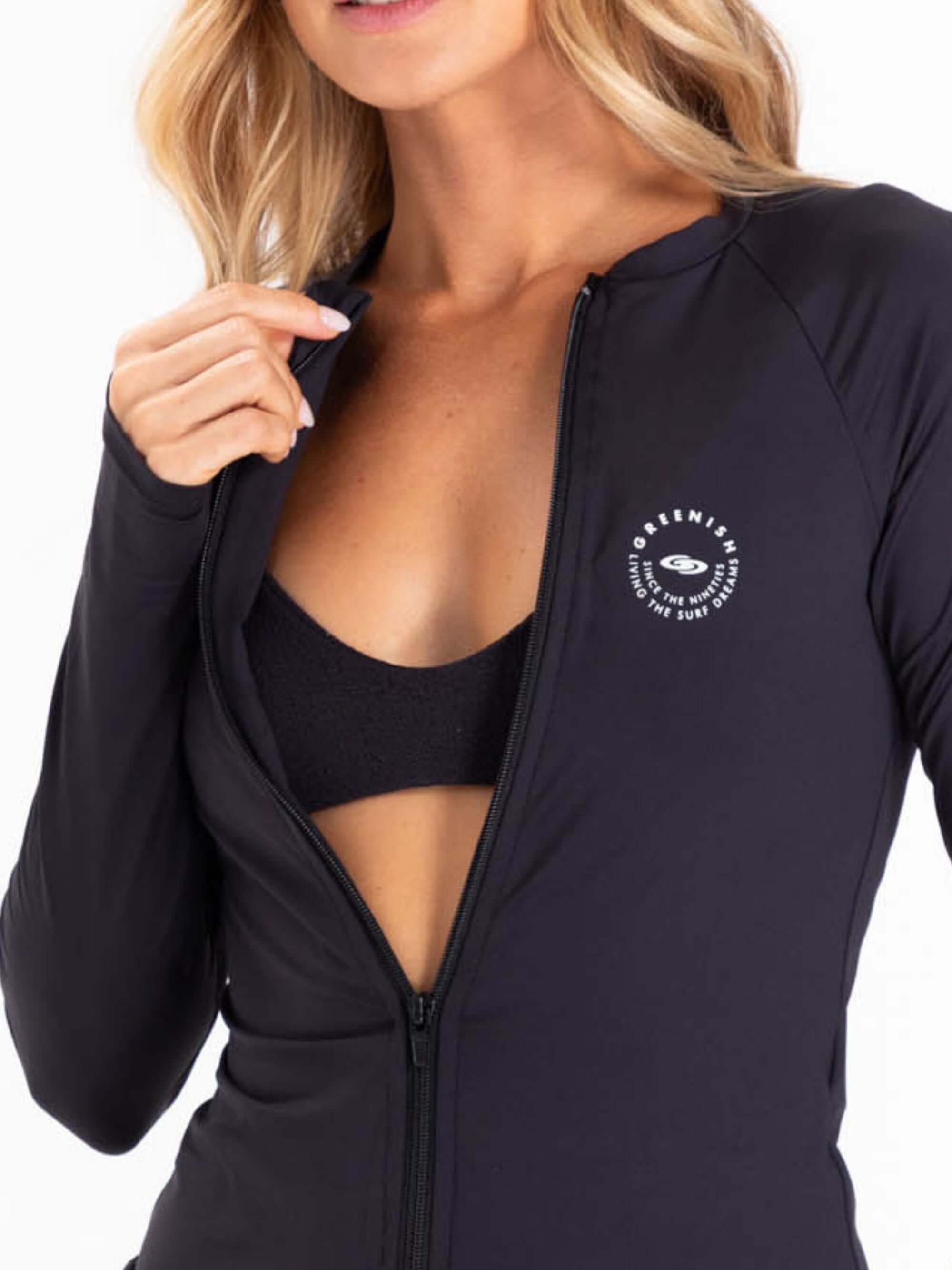 Colete feminino Adventure preto da Greenish, ideal para atividades ao ar livre e conforto no dia a dia.