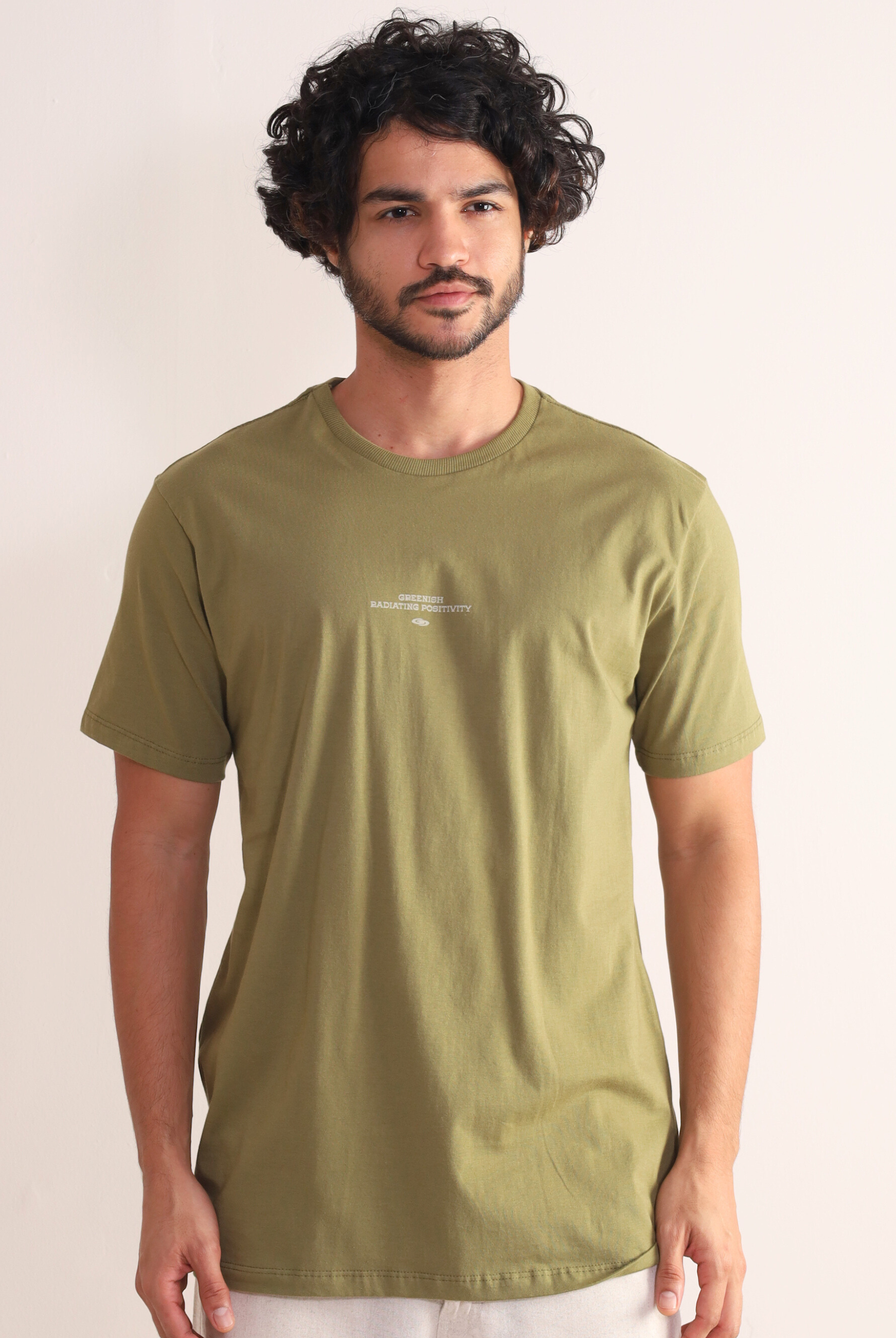 Camiseta radiating positivity - verde oliva