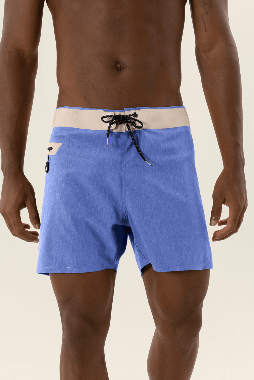 Shorts de banho Ultralight II Azul da Greenish, tecido stretch, secagem rápida, ideal para esportes aquáticos.