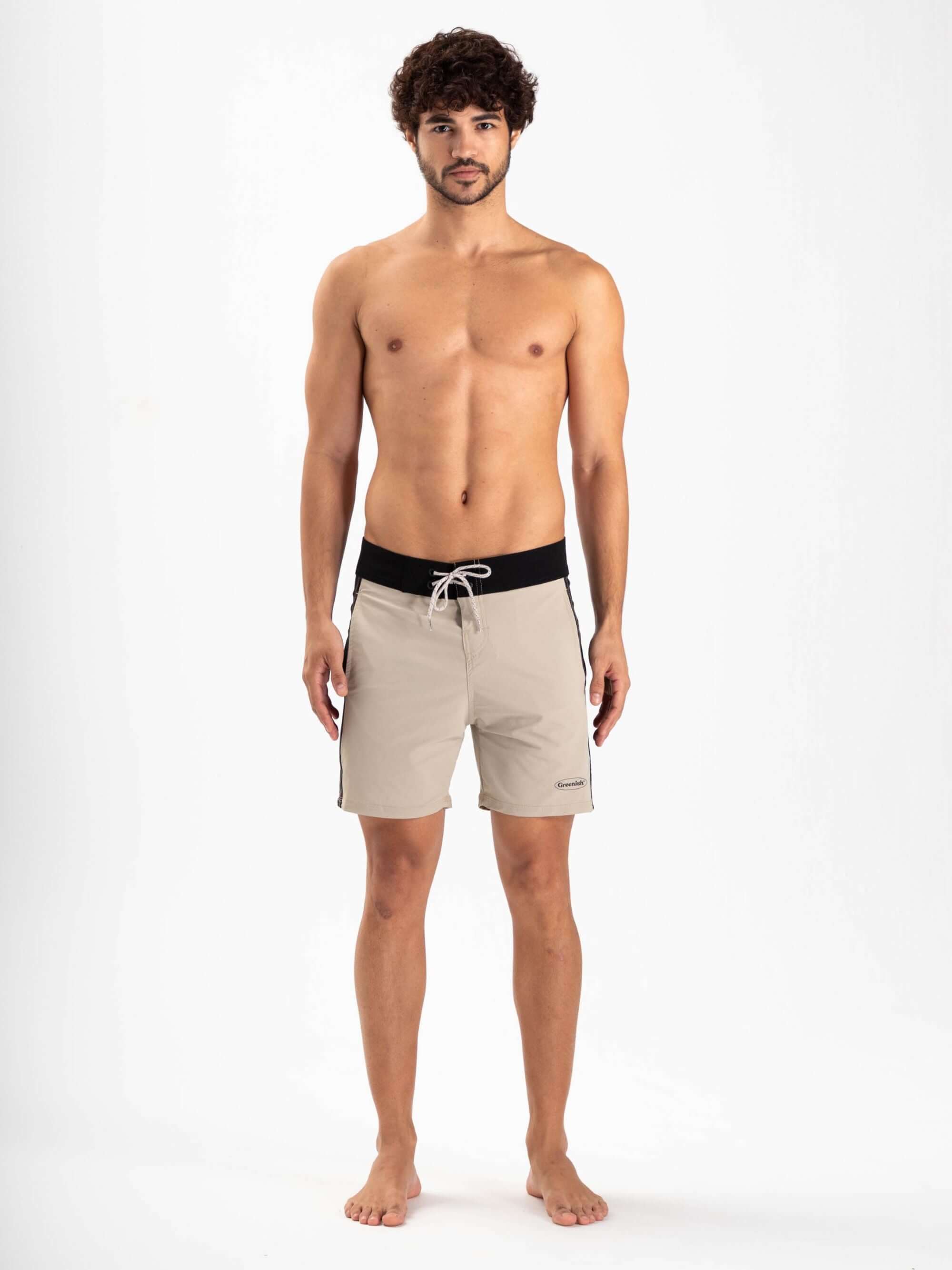 Bermuda de praia Boardwalk Classic Trunk Areia da Greenish, estilo vintage, cós anatômico e conforto.