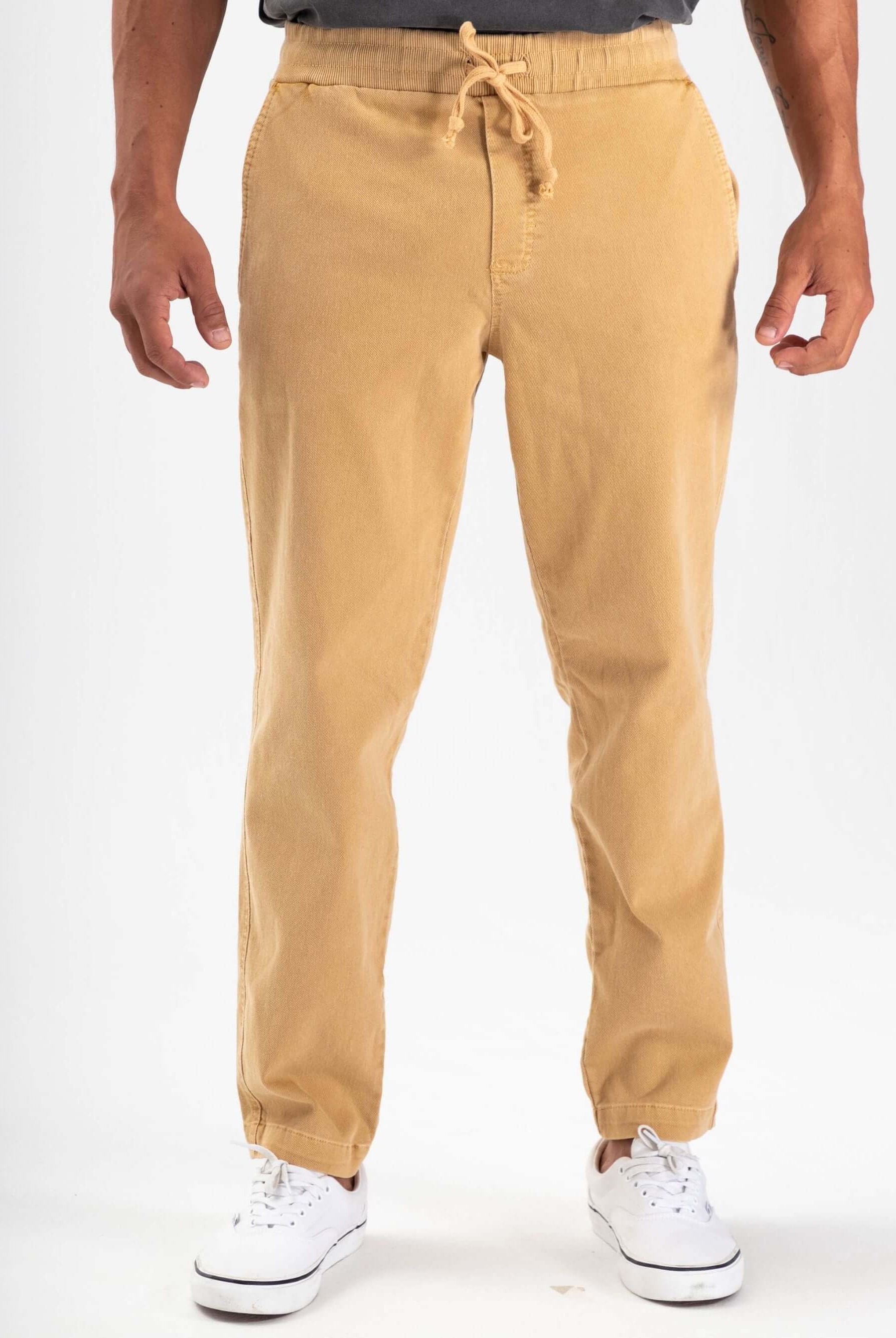 Calça Rio Stone Amarelo da Greenish, modelo jogger cargo com conforto e estilo moderno.