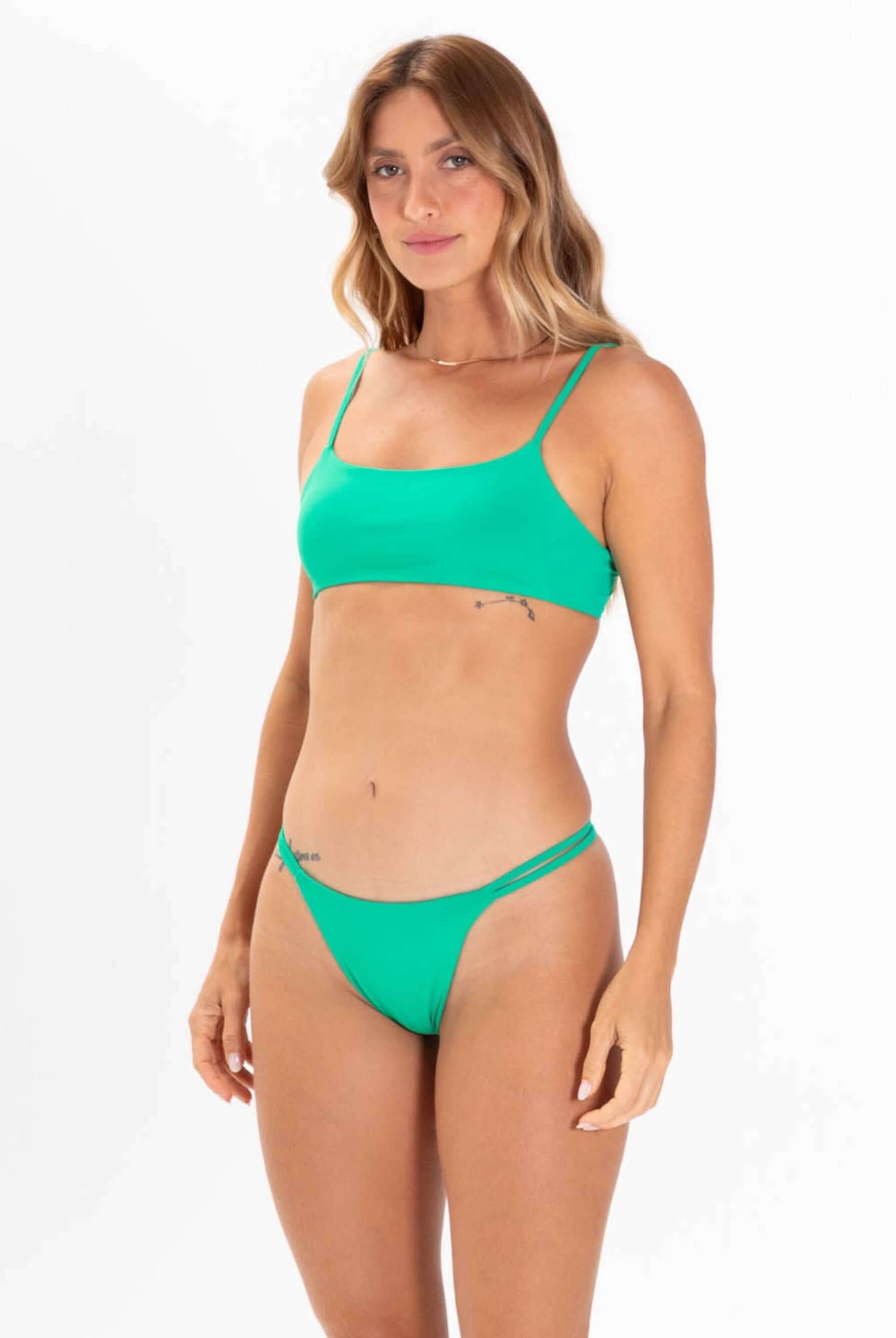 Biquíni Ophelia Verde Esmeralda da Greenish, tecido macio, caimento perfeito e alças confortáveis.