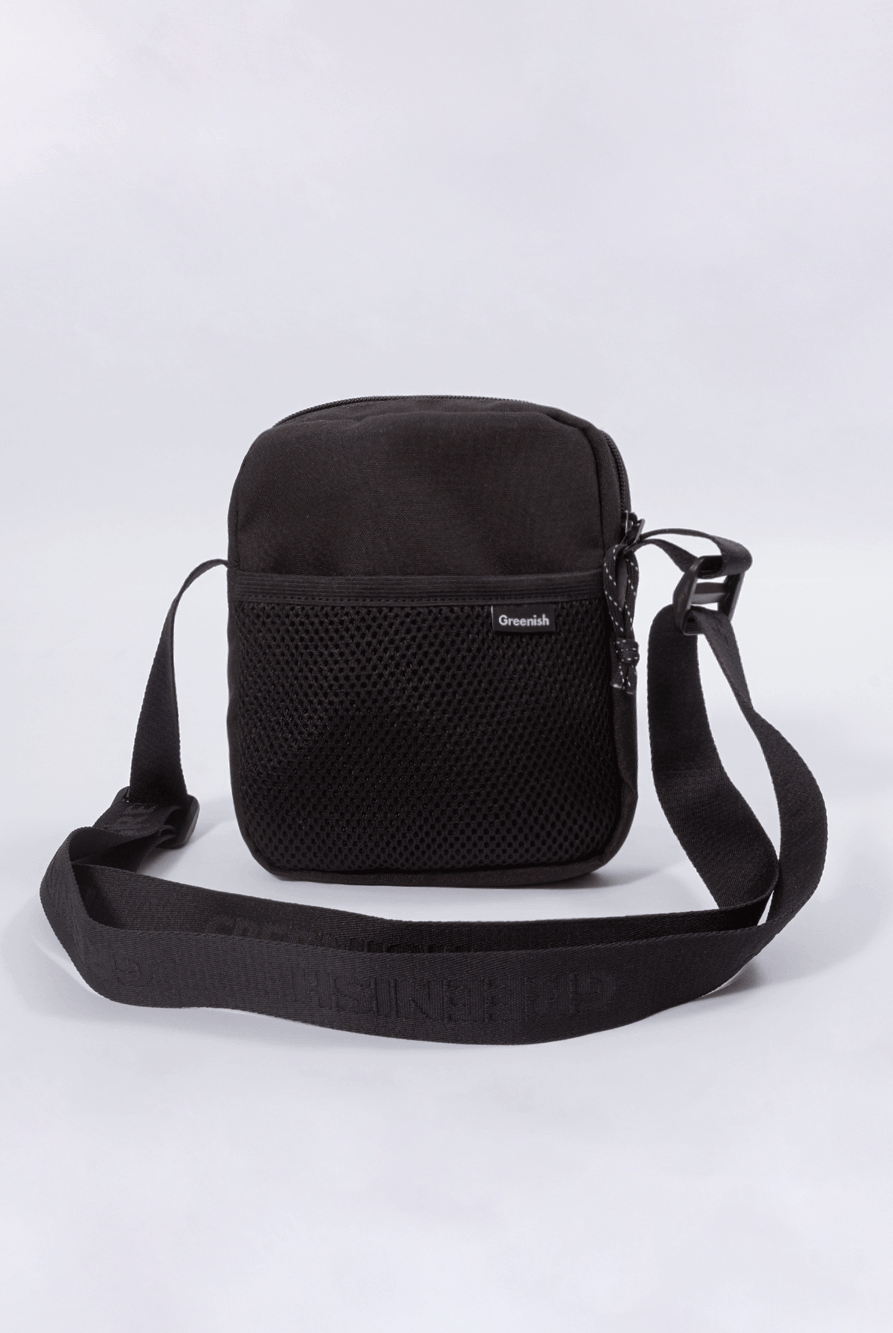 Bag Rays - Preto by Greenish, stylish black sling bag perfect for essentials and everyday use.