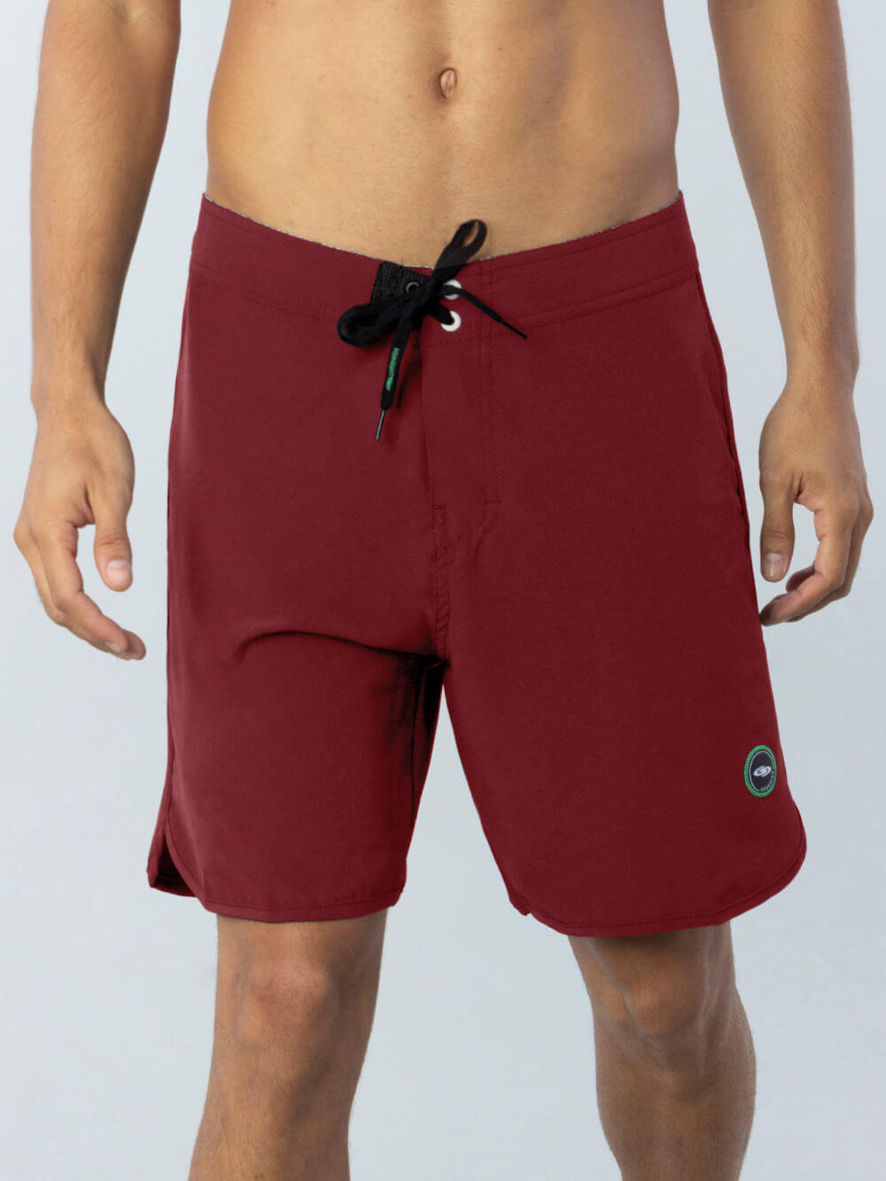 Shorts de banho bordô da Greenish com cós anatômico e bolso traseiro, perfeito para conforto e estilo.