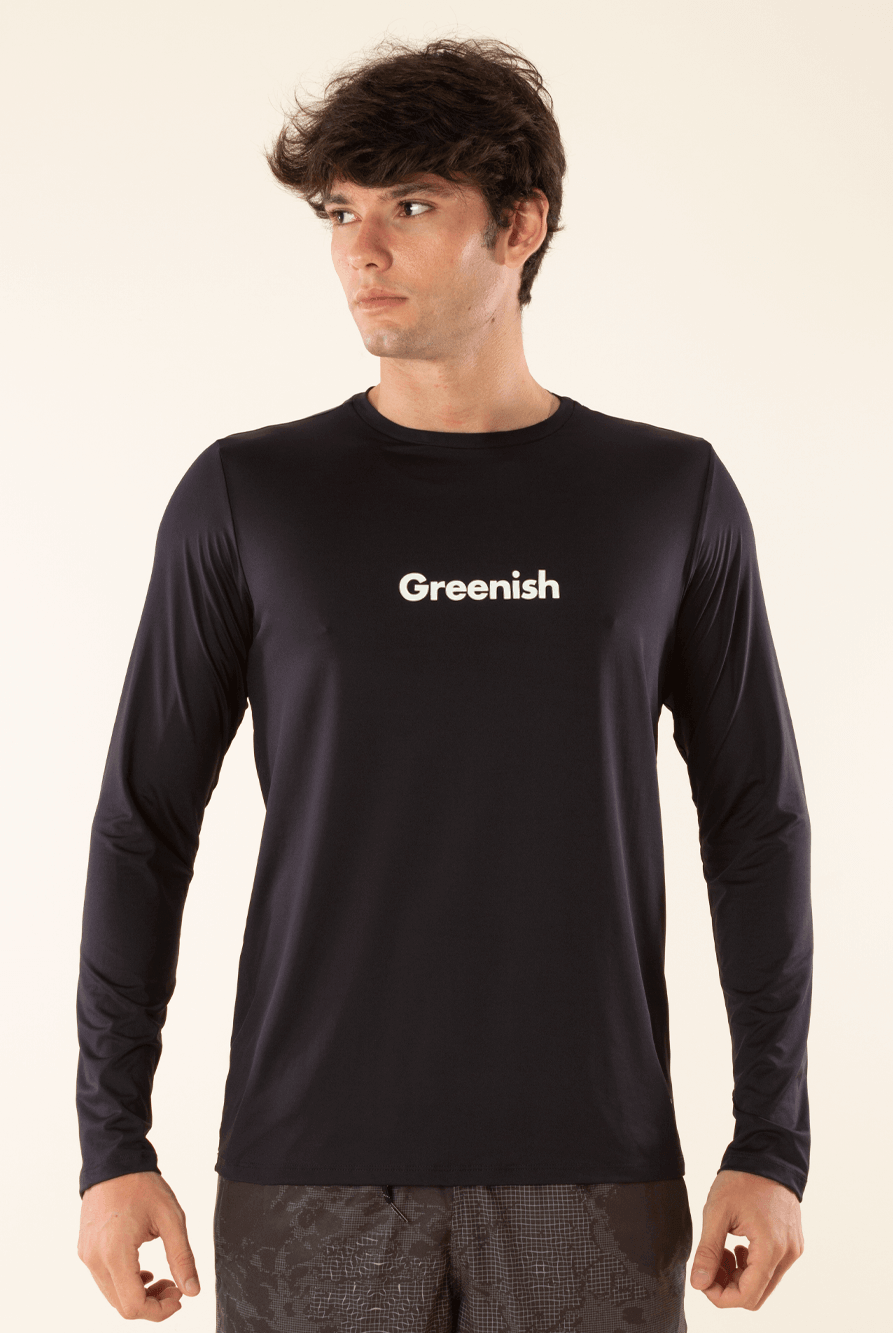Camisa UV Basic preta da Greenish, ideal para atividades ao ar livre com proteção solar e conforto.