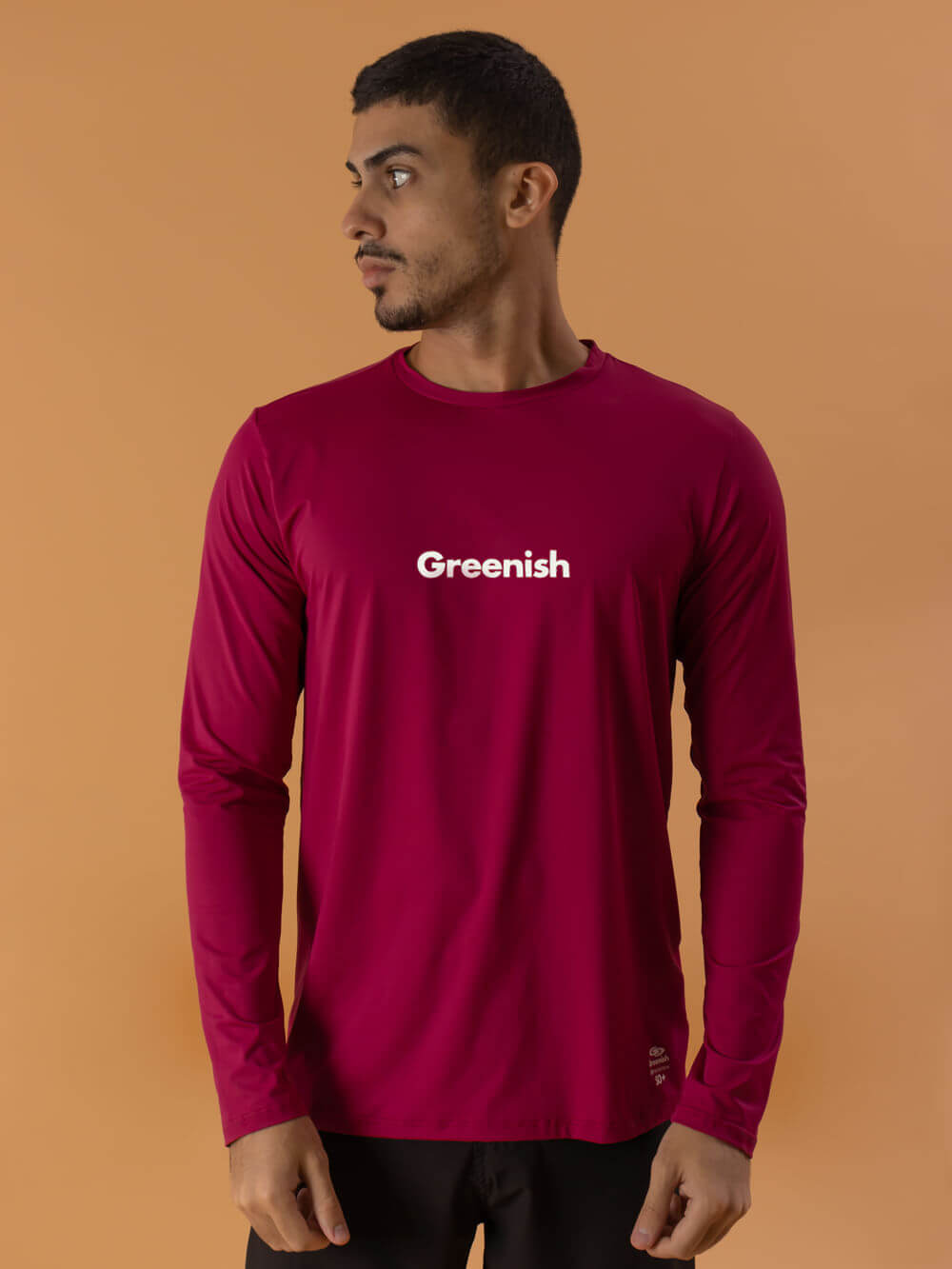 Camisa UV Basic Bordo da Greenish, ideal para proteção solar em esportes ao ar livre.