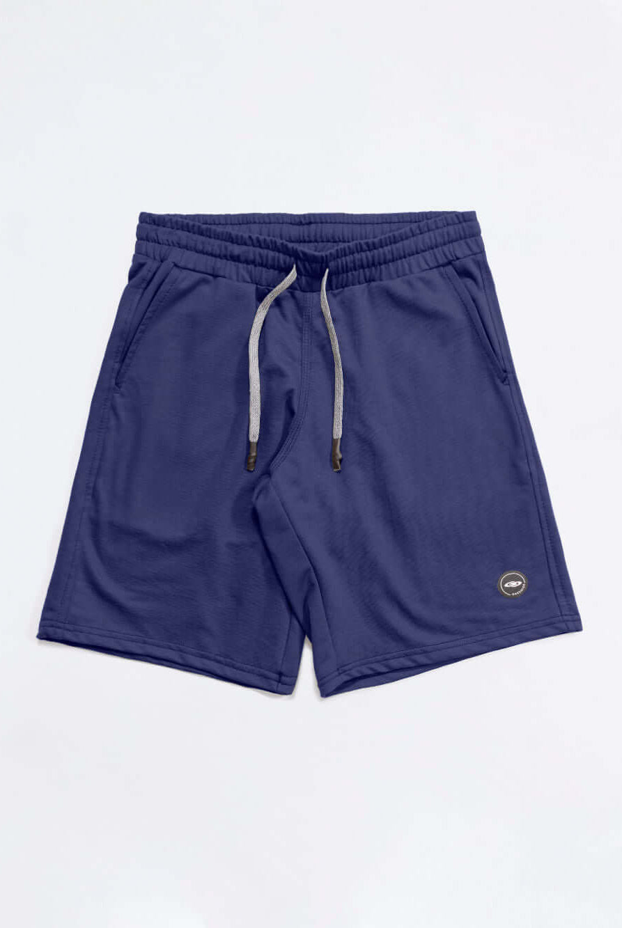 Bermuda moletom basic azul marinho da Greenish, com elástico e cadarço, ideal para meia estação.