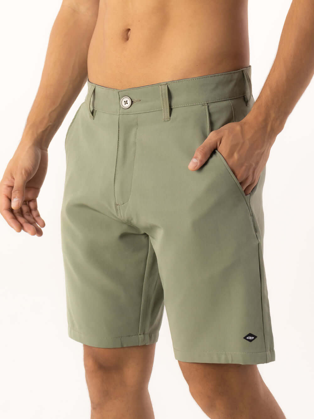 Walkshort Classic Verde da Greenish, bermuda masculina prática e confortável, ideal para qualquer ocasião.