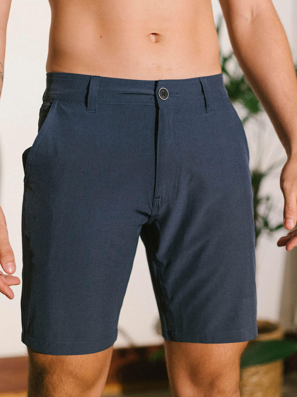 Bermuda masculina azul marinho Walkshort Classic da Greenish, ideal para o verão e fácil de combinar.