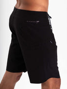 Greenish BOARDSHORT ULTRALIGHT BASIC - PRETO, ultralight and comfortable for aquatic sports, featuring a classic design.