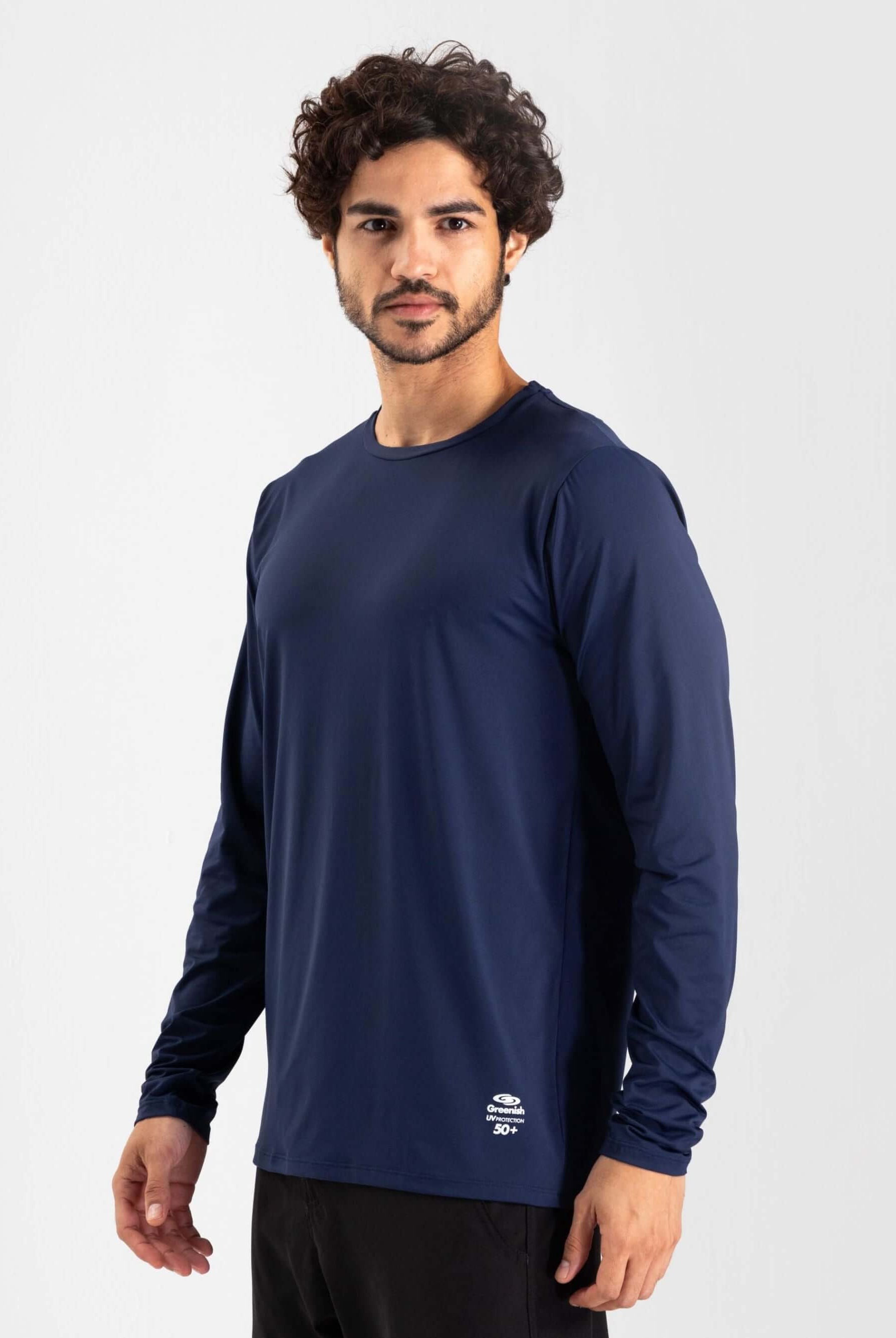 Camisa UV manga longa básica azul marinho Greenish, ideal para proteção solar em atividades externas.