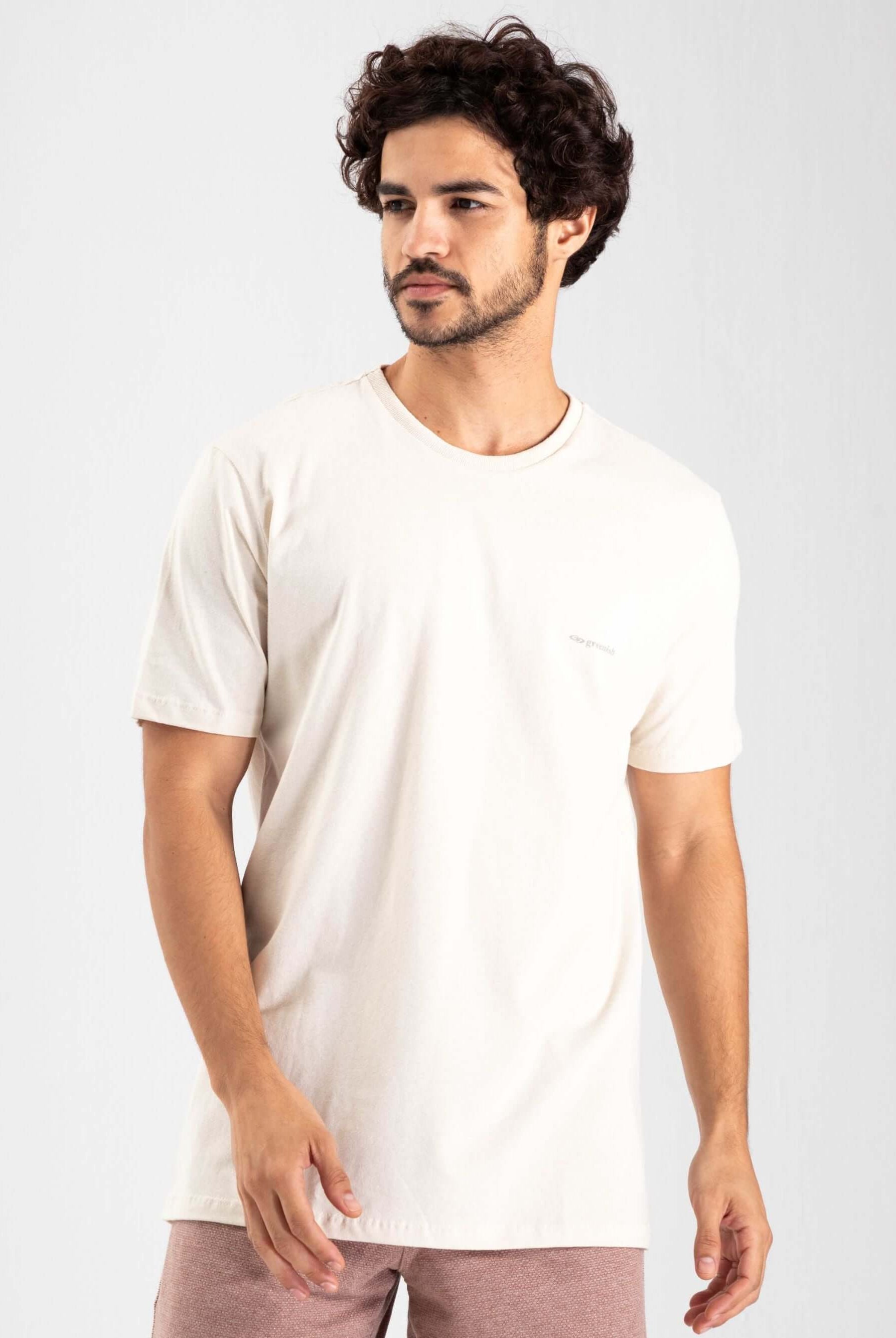 Camiseta Greenish Classic off white em algodão, leve, moderna e confortável para o dia a dia.