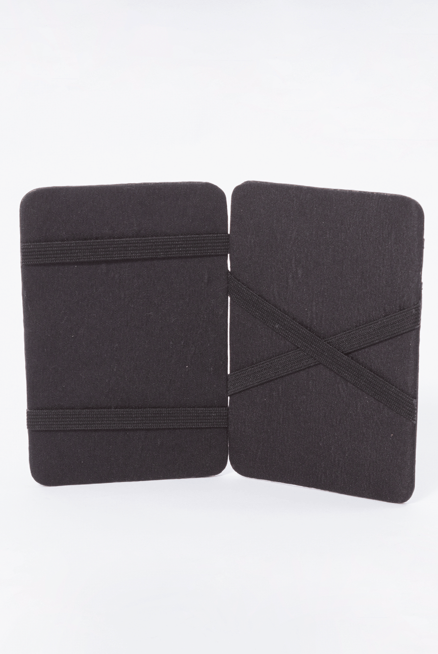 Carteira Mágica Surf Dreams preta da Greenish, ideal para surfistas e amantes do estilo casual.