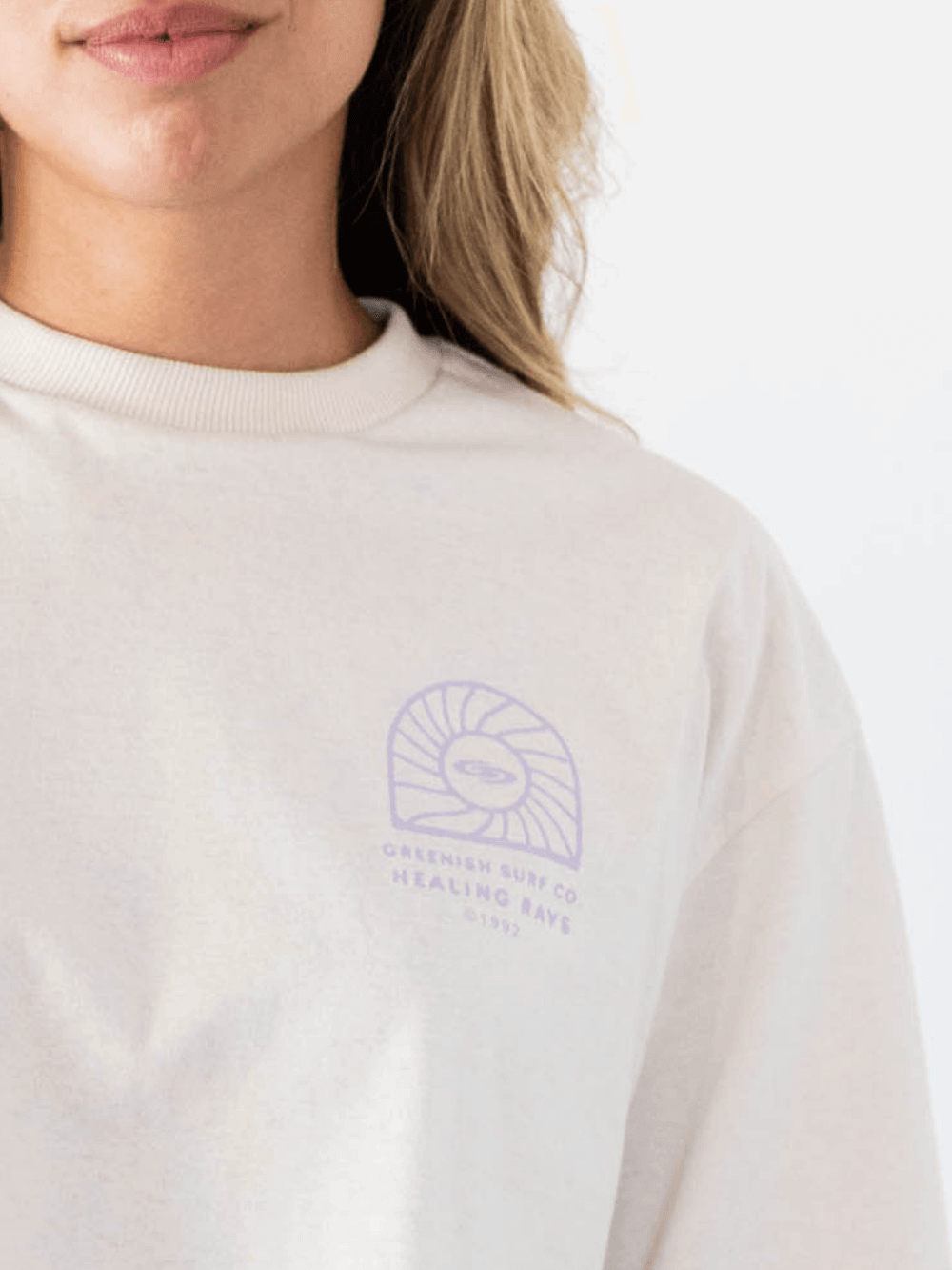 Camisa oversized Greenish de algodão, estampa Peace and Blessings, estilo streetwear e conforto.