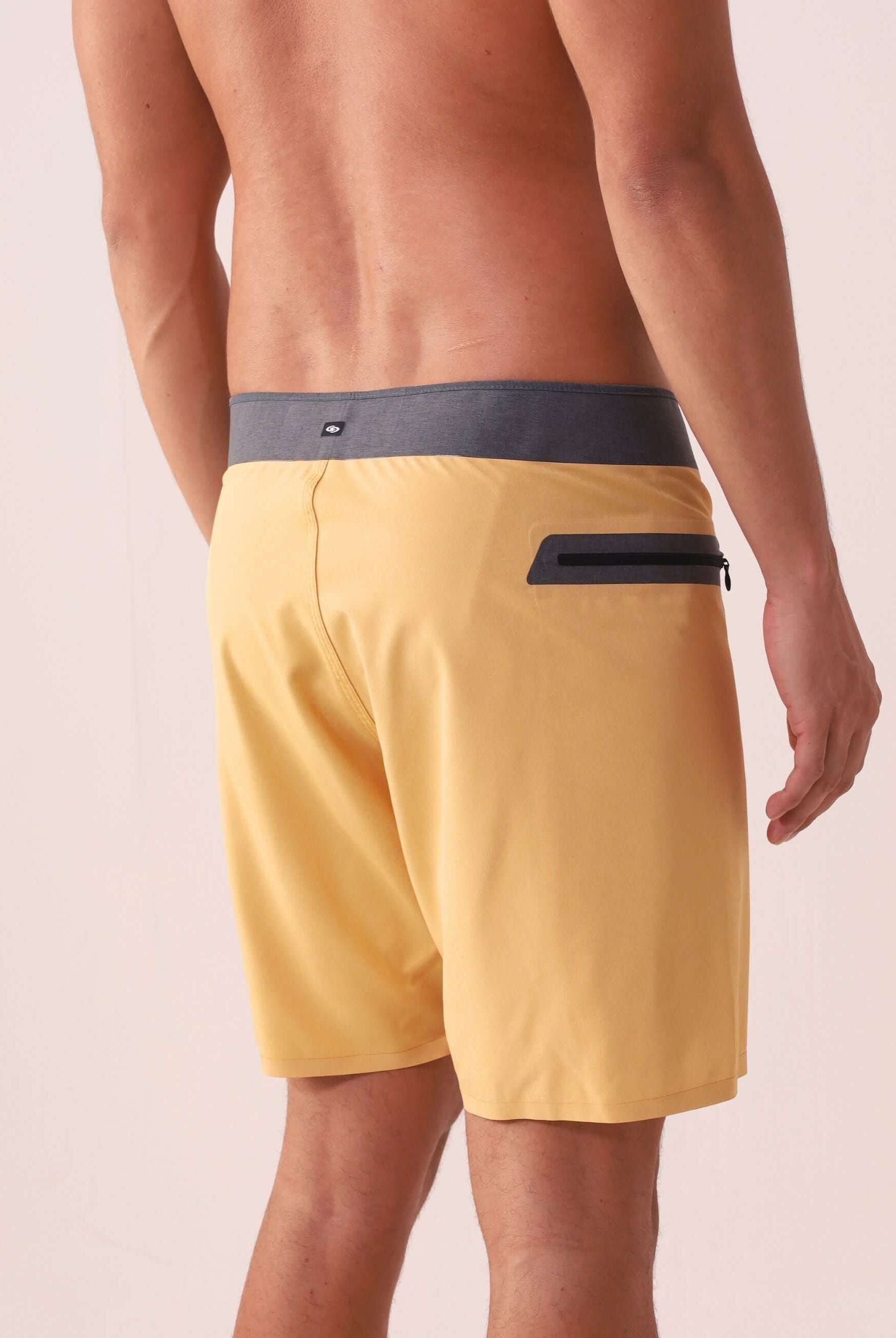 BoardShort Ultralight II Ocean - Mostarda da Greenish, leve e seco rápido, ideal para esportes aquáticos.