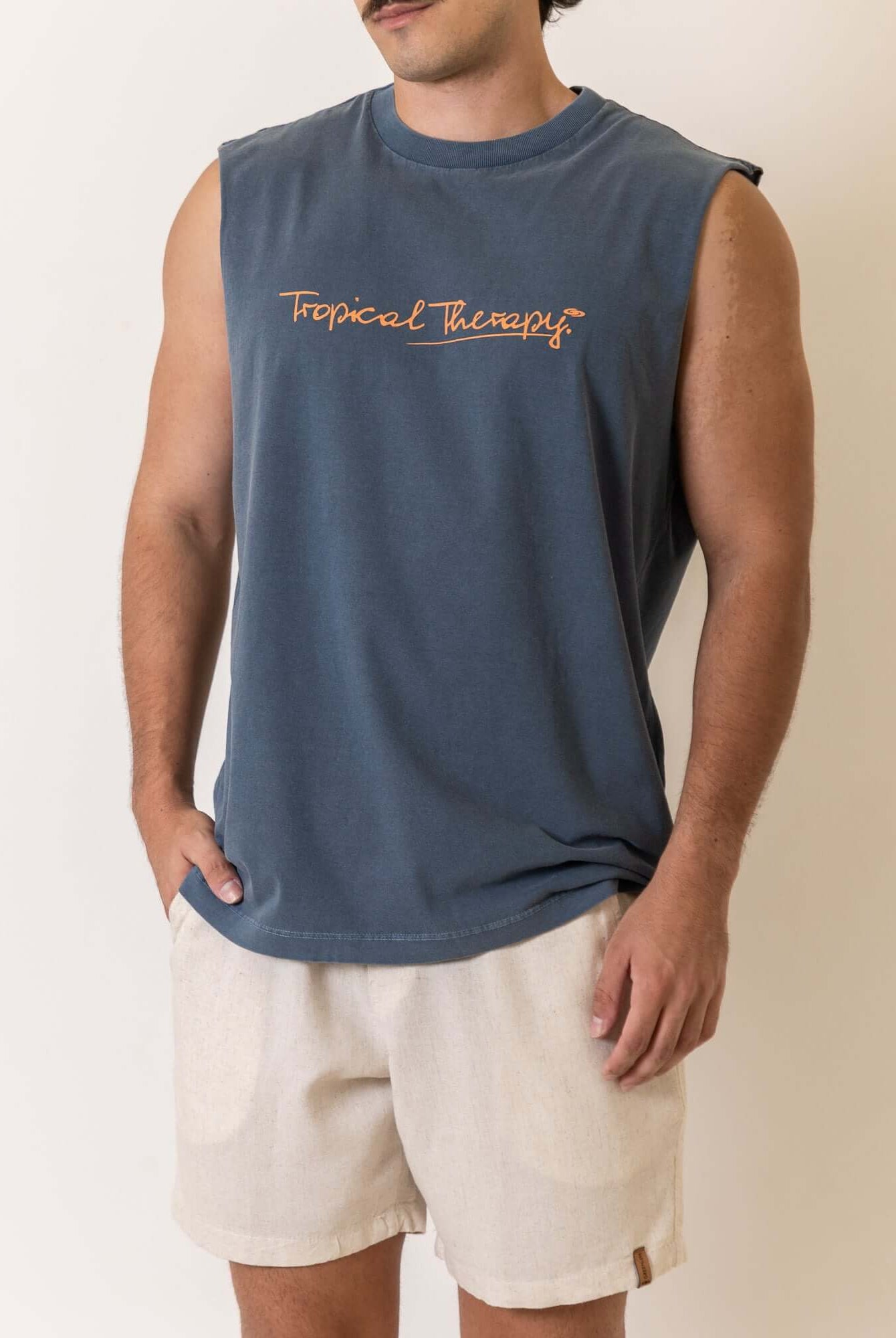 Greenish Regata Larga Tropical Terapy - Azul Marinho, comfortable sleeveless shirt with stylish print, ideal for casual wear.