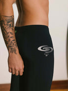 Calça Sport Lycra UV Performance da Greenish, modelo preto, ideal para práticas esportivas ao ar livre.