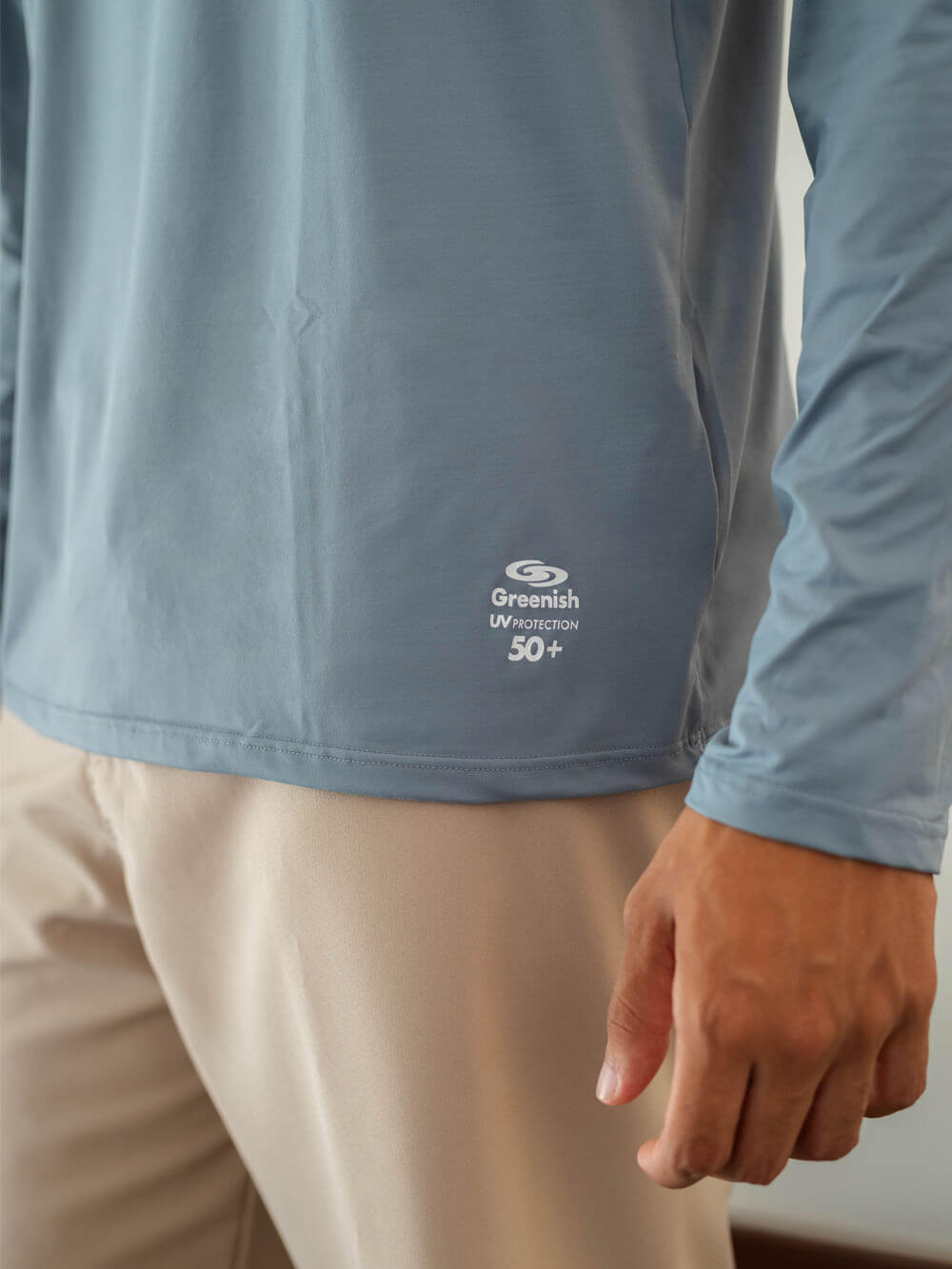 Camisa UV Manga Longa Basic em turquesa da Greenish, proteção solar 50+, ideal para atividades ao ar livre.