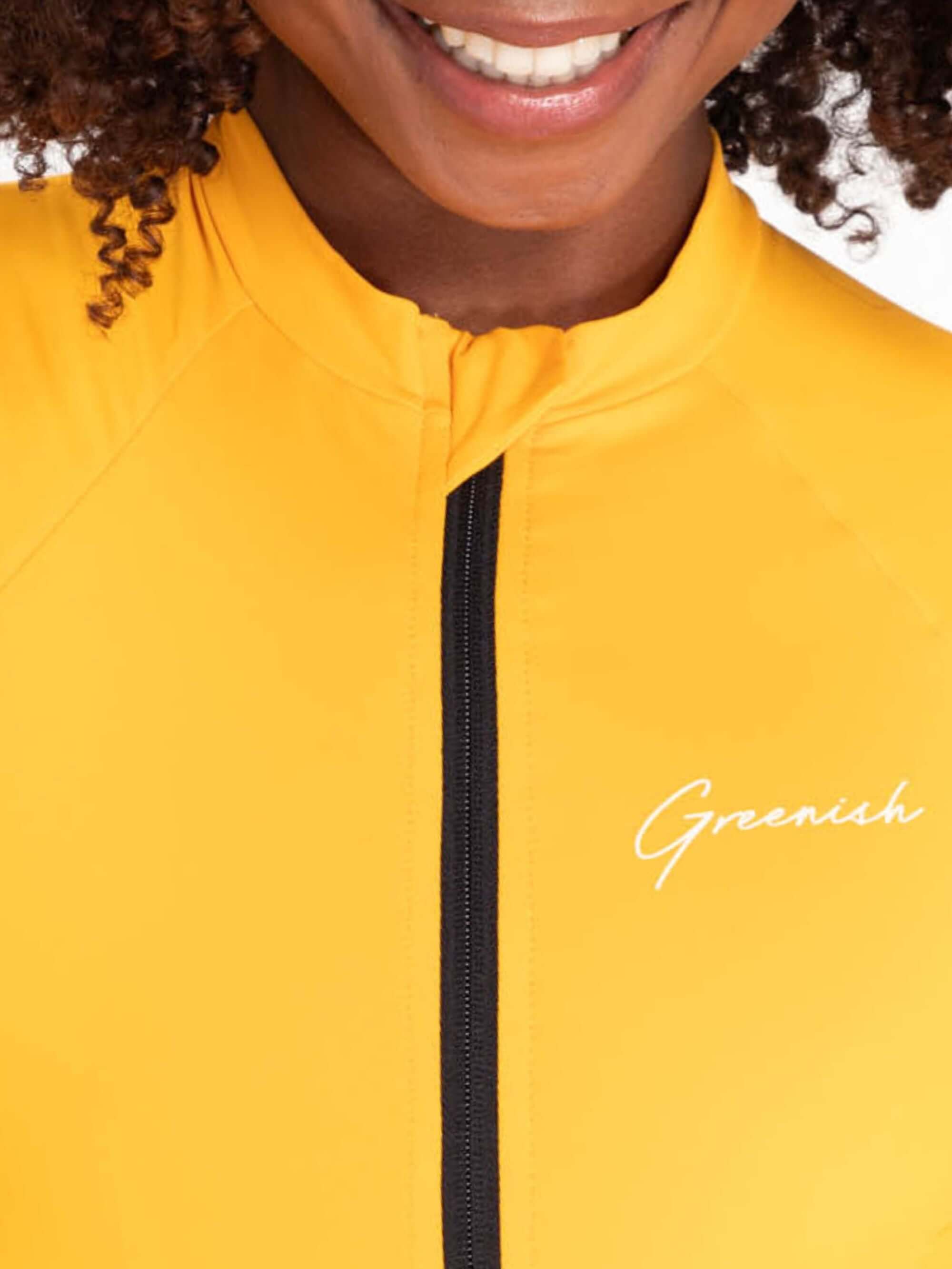 Maiô laranja claro da Greenish com proteção UV, estilo e conforto, fechamento frontal em zíper.