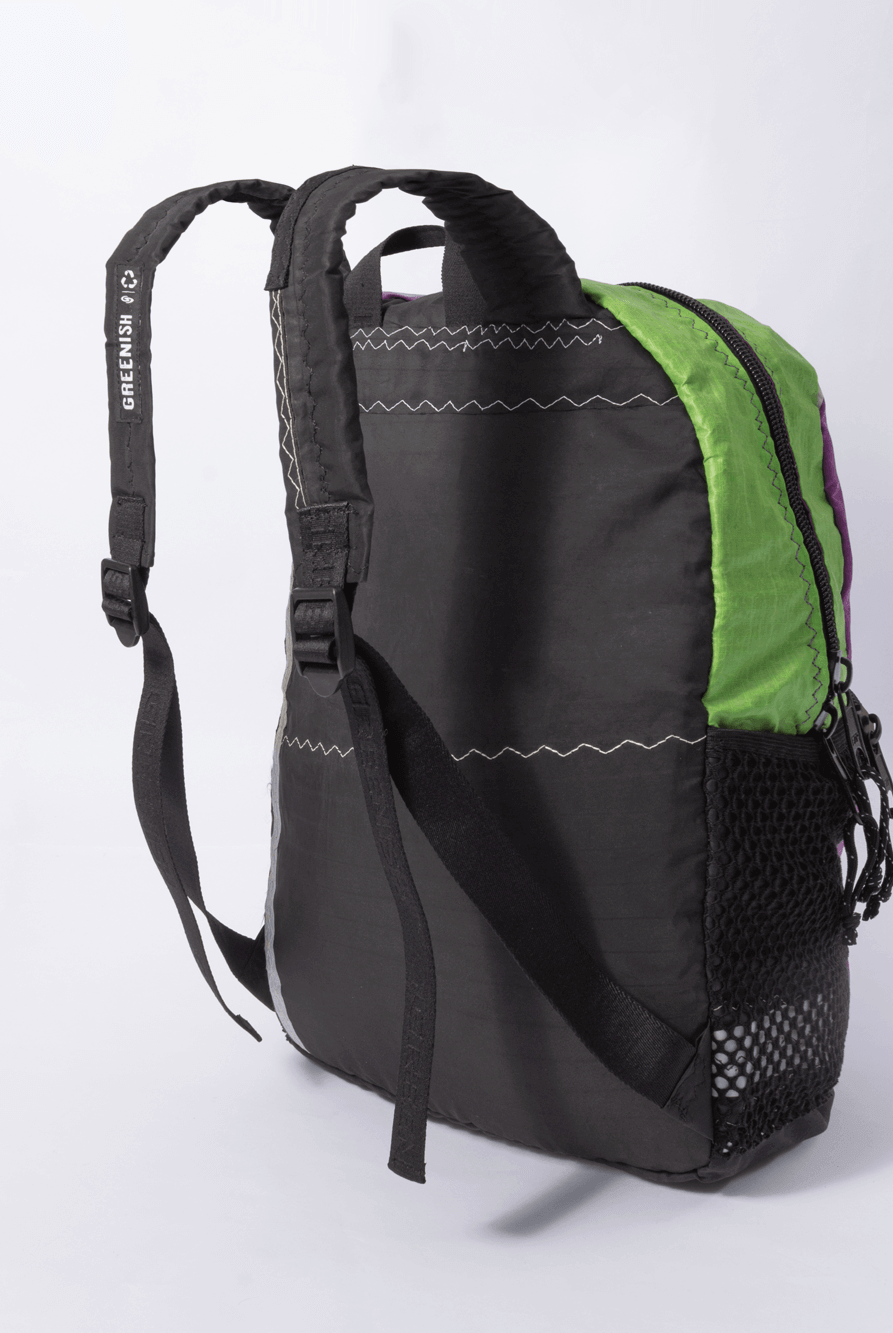 Mochila exclusiva MOCHILA KITE UPCYCLING da Greenish, feita de material reciclado e 100% sustentável.