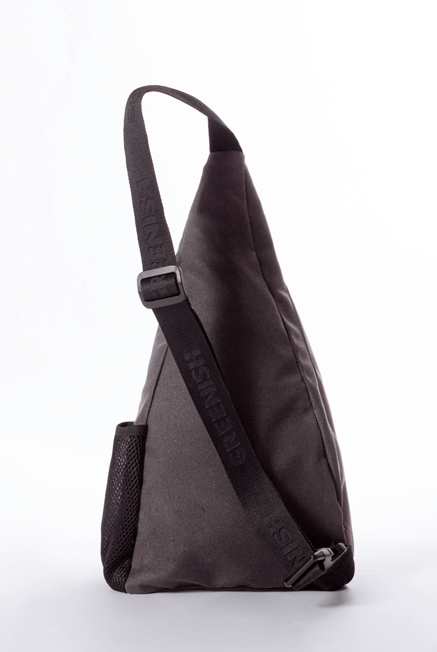 Mochila transversal sport cinza da marca Greenish, ideal para atividades esportivas e uso diário.