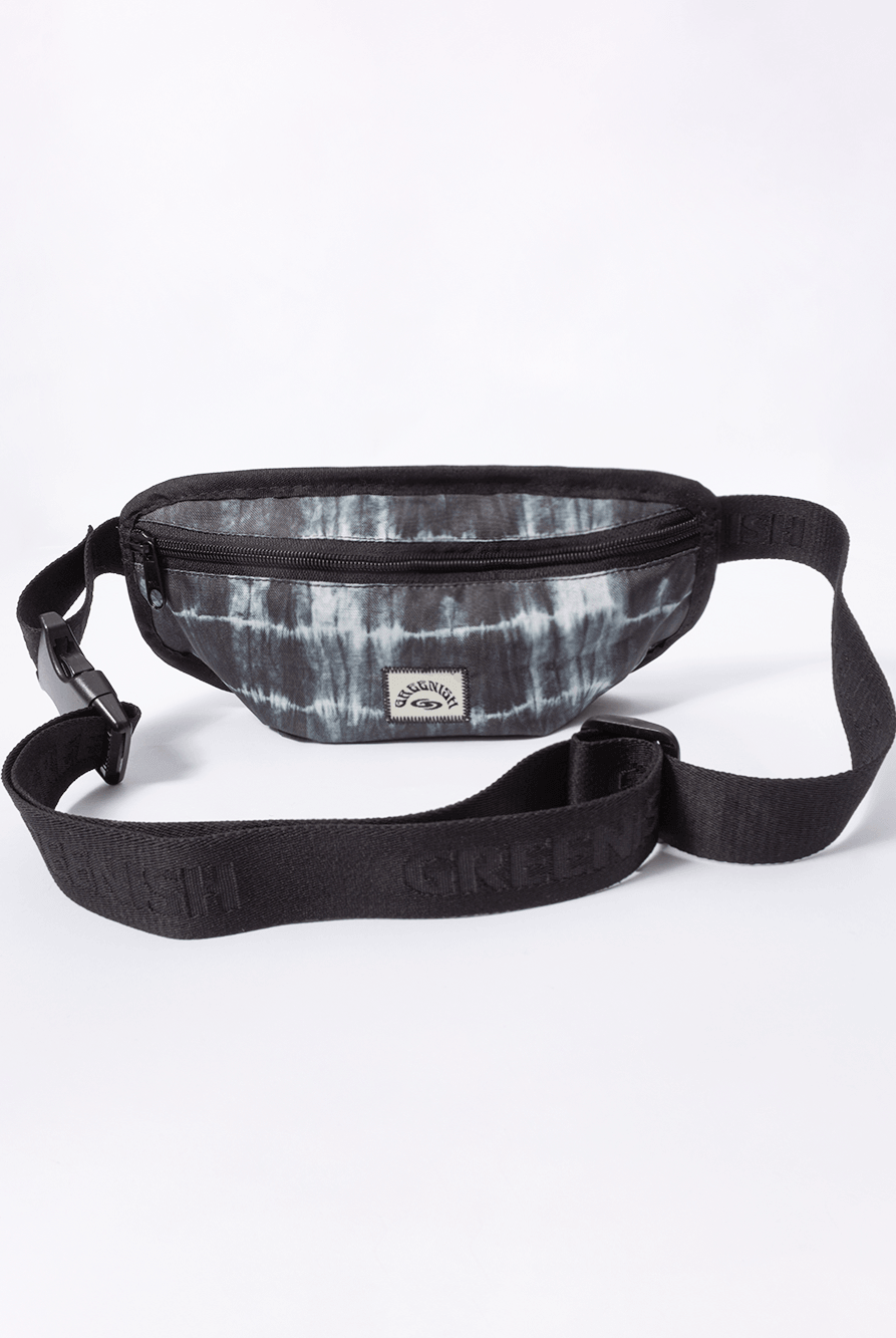 Pochete Tie Dye Cinza da marca Greenish, estilo moderno e casual, ideal para uso diário.