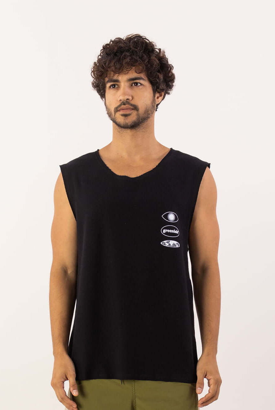 Regata larga Soft Air preta da Greenish, confeccionada em algodão, ideal para um look despojado e fresco.