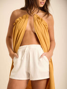 Saia Longa Envelope Hera da Greenish, moda feminina fluida e confortável, amarrações modernas e versatilidade.