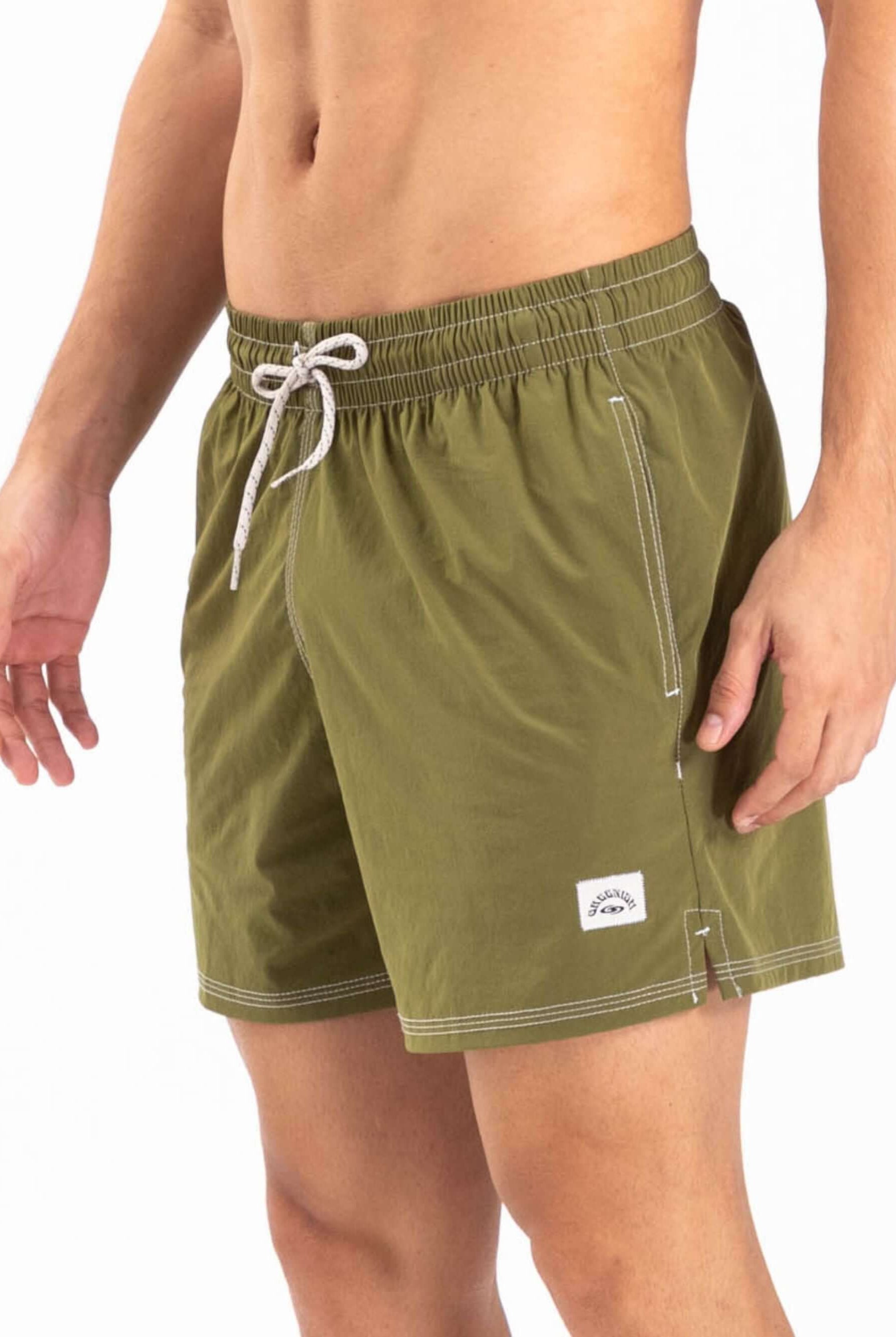 Short Volley Vintage Seekers Verde da Greenish, prático e confortável, ideal para o dia a dia e para carregar itens essenciais.