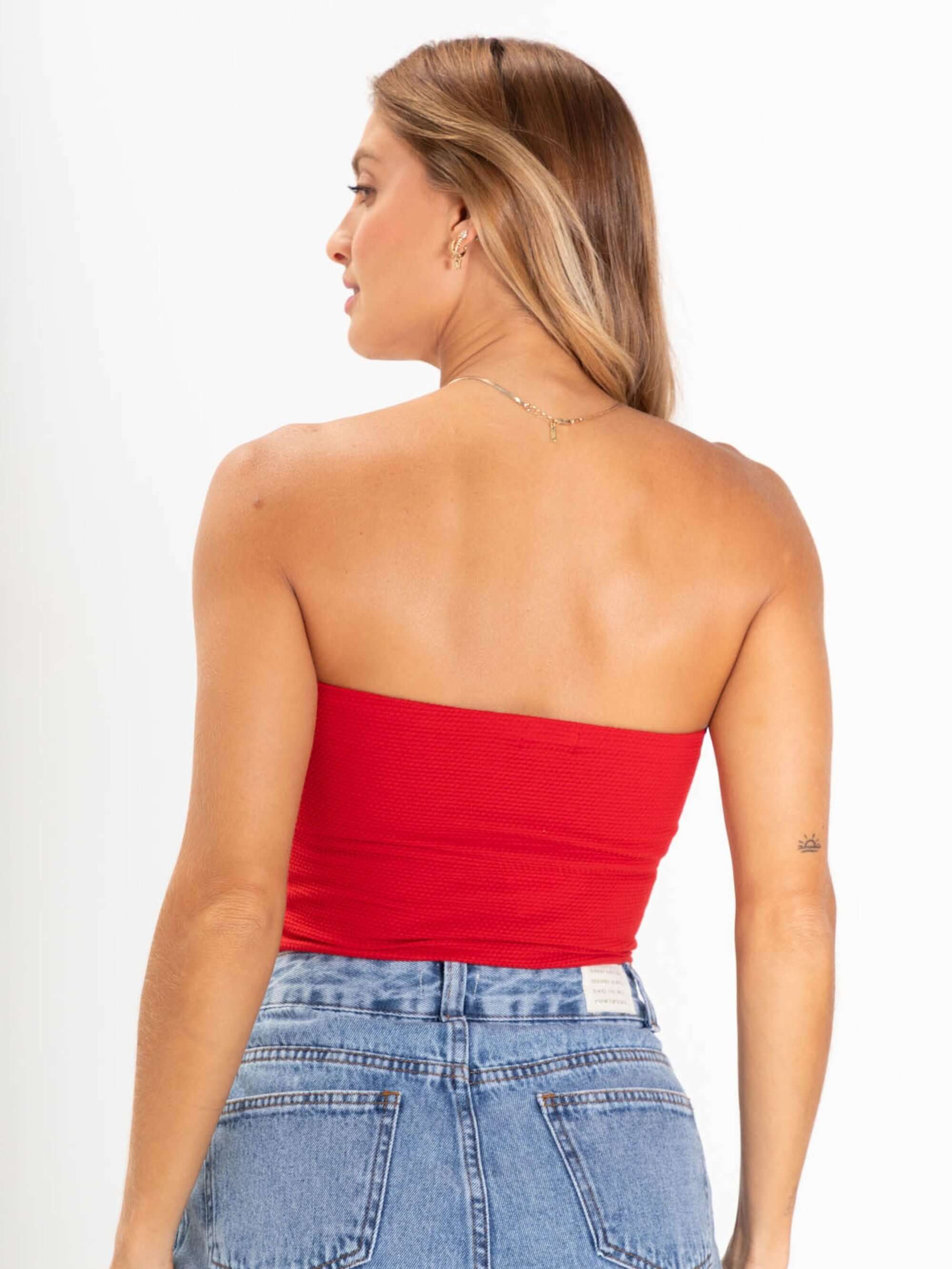 Top Reto Valerie Vermelho verde com algodão sustentável, sem alças, ideal para looks minimalistas e despojados - Greenish.