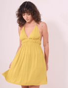 Vestido Curto Lara Amarelo Pistache da marca Greenish, em malha 100% viscose, com conforto e estilo para momentos especiais.