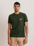 Camiseta natural verde escuro da Greenish, em malha macia, confortável para uso diário.