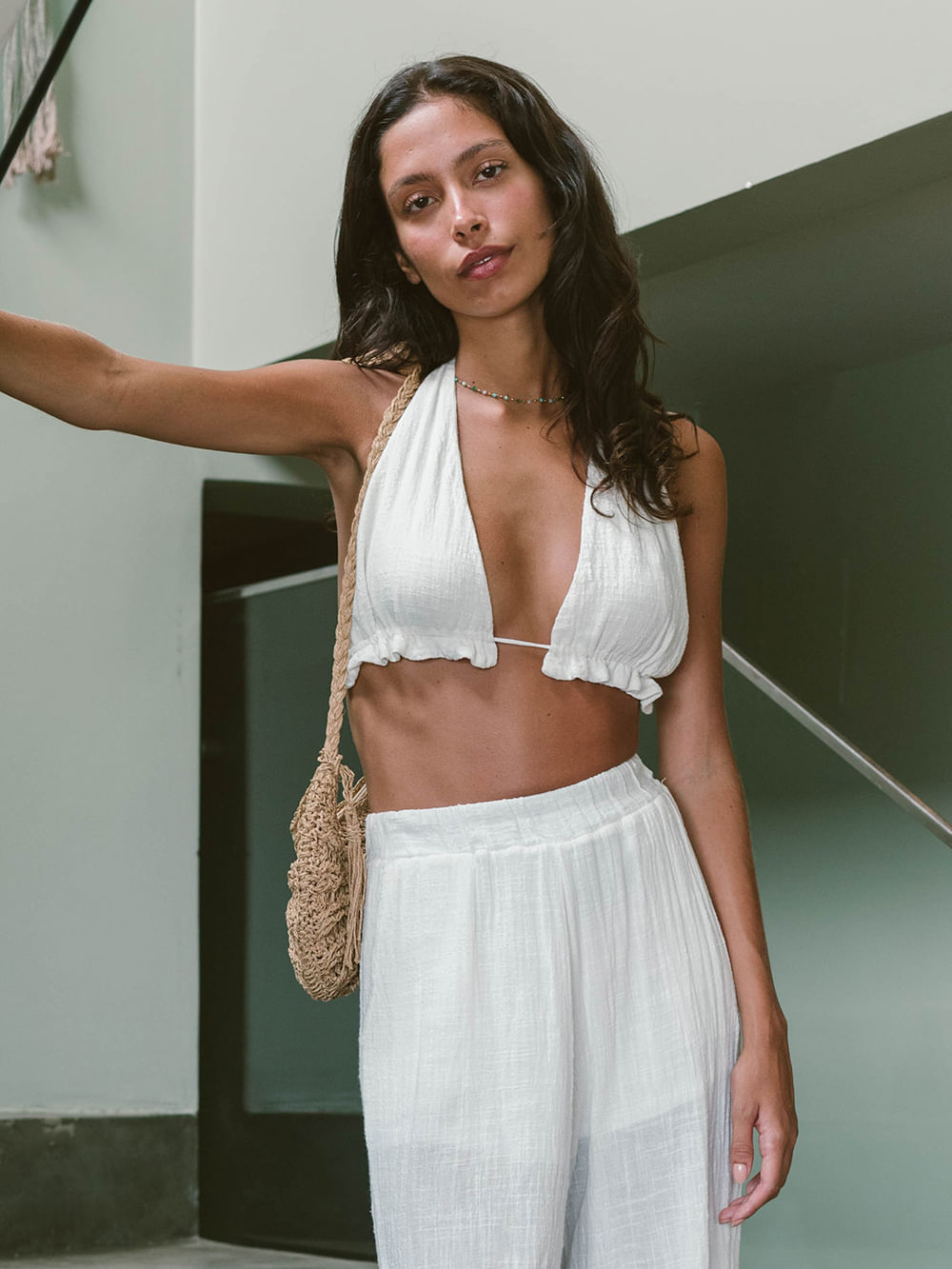 Top cropped branco Positano da Greenish, ideal para dias quentes e looks modernos.