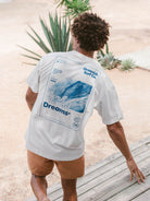 Camiseta oversized Big Riders da Greenish, confortável e versátil, ideal para atividades ao ar livre.
