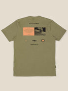 Camiseta verde com estampa divertida e detalhes de surf, 100% algodão, perfeita para o dia a dia - Greenish.