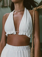 Top Cropped Positano Branco da Greenish, blusa cropped branca com detalhes franzidos, ideal para o verão.