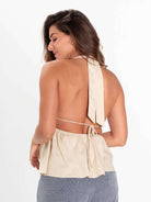Blusa Breezy da Greenish em viscose, costas nuas e amarrações, ideal para o verão.