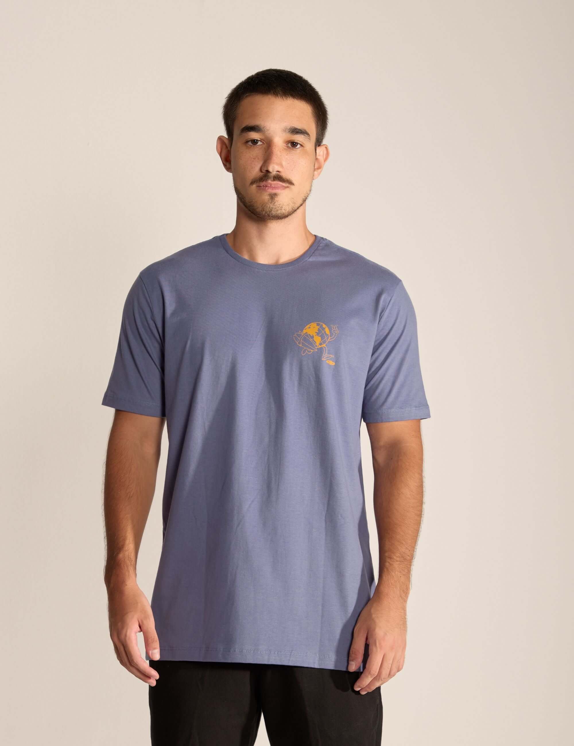 Camiseta Waveriders Co. azul índigo para homens, estilo moderno da marca Greenish.