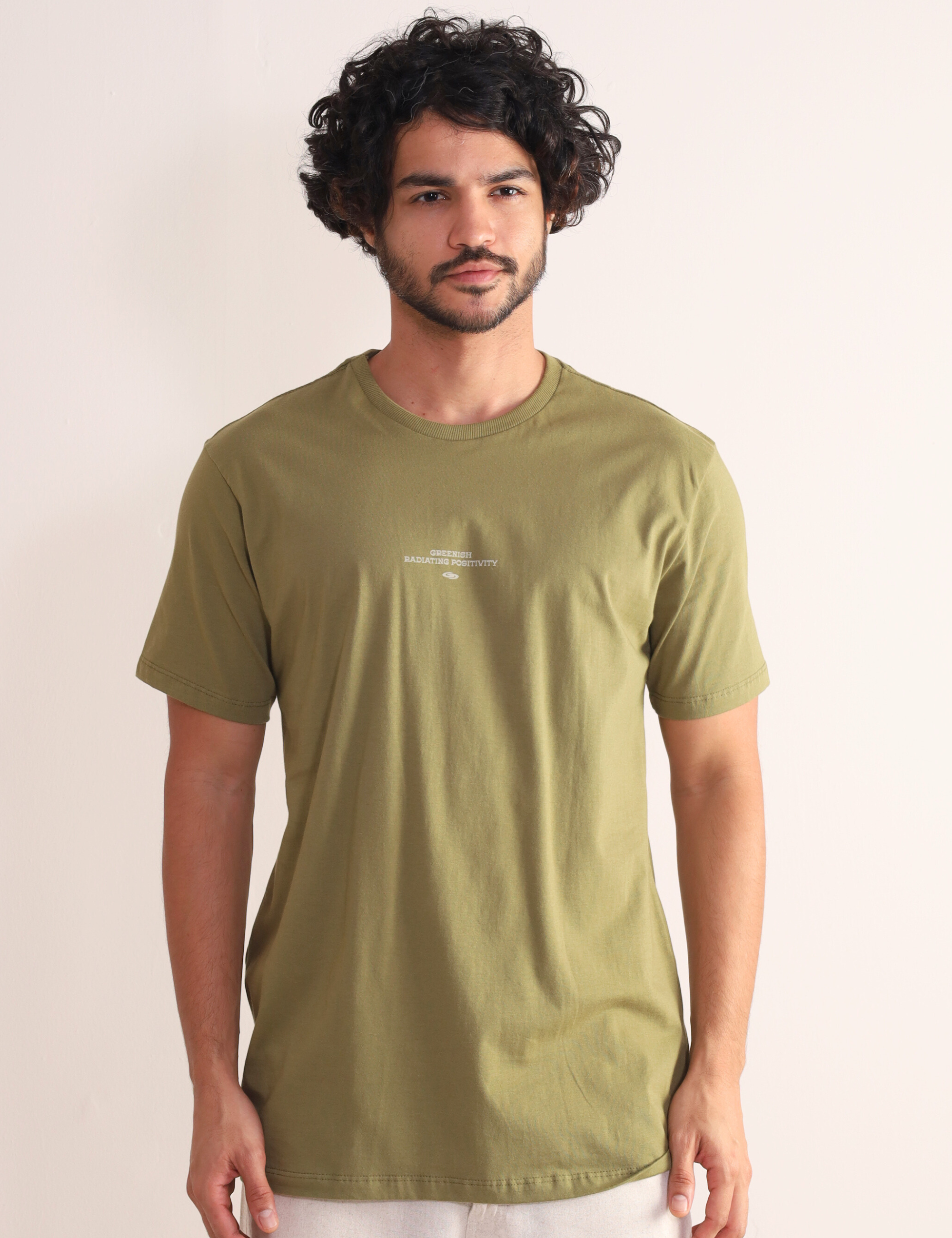 Camiseta radiating positivity - verde oliva