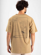 Camiseta oversized Waves Forecast caqui da Greenish, com estampa exclusiva e modelagem streetwear.