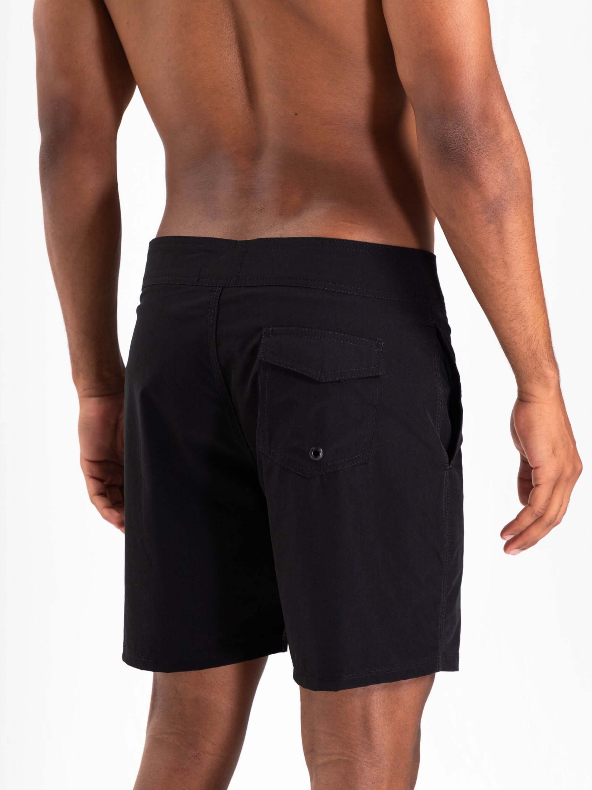 Shorts Boardwalk Vintage Light da Greenish, com bolso traseiro e tecido leve, ideal para o dia a dia.