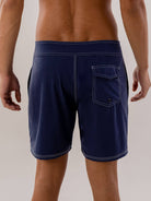 Shorts Vintage Light Azul Marinho da Greenish, com bolso traseiro e caimento confortável ideal para o dia a dia.