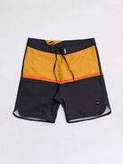 Boardshort Adventures Amarelo by Greenish, featuring a comfortable fit and stylish design.