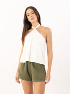 Blusa Nanda off white da Greenish, leve e confortável, perfeita para looks de verão.