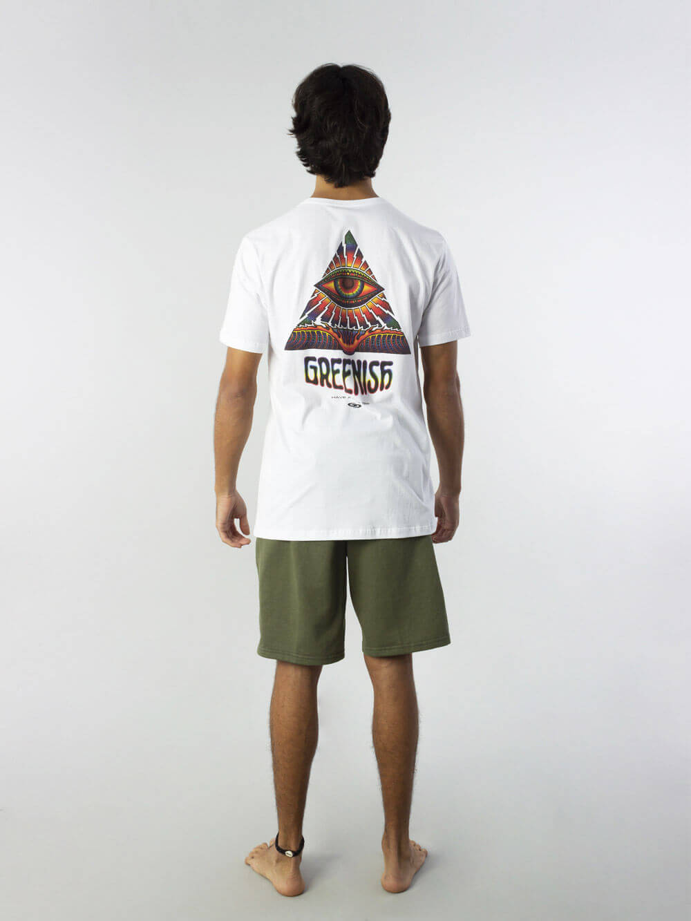 Camiseta Greenish branca com estampa exclusiva, vista de costas, ideal para amantes do surfwear.
