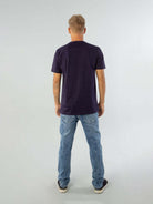 Camiseta Pima Cotton ultra comfort azul marinho Greenish vista traseira, estilo básico e confortável.