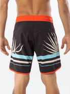 Sunga BOARDWALK RAYS - PRETO da Greenish, com design estiloso e detalhes em azul e vermelho.