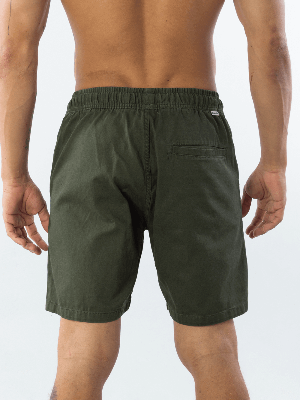 Greenish Bermuda Basic Sarja shorts in green, perfect for casual wear and summer outings.
